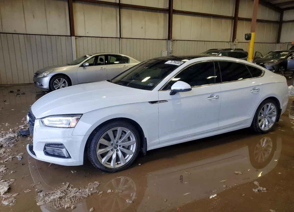 Audi A5 2018 WAUANCF59JA136839